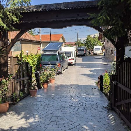 Camping Robinson Country Club オラデア エクステリア 写真