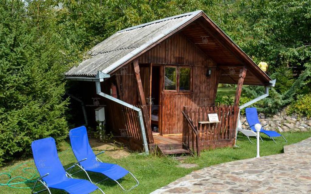 Camping Robinson Country Club オラデア エクステリア 写真